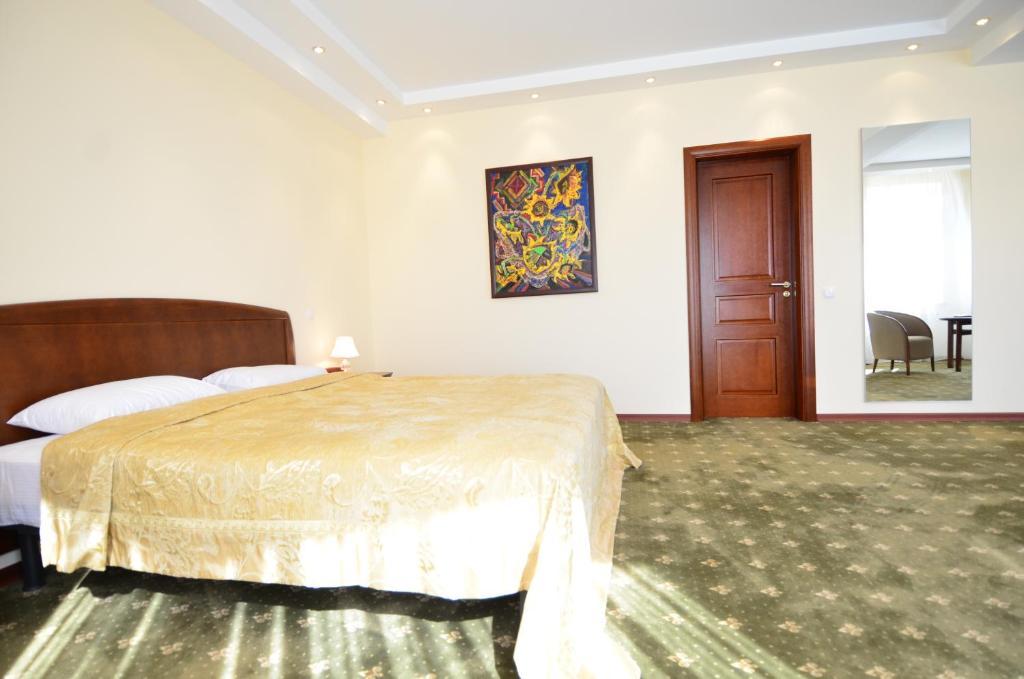Platinum Hotel Chisináu Habitación foto